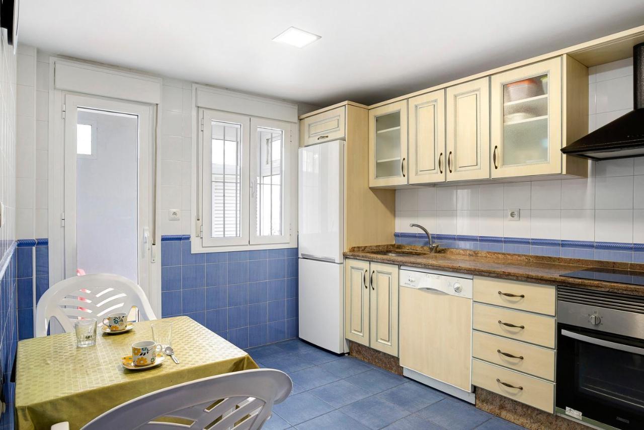 Residencial Camino Del Tejar Сasa de vacaciones *