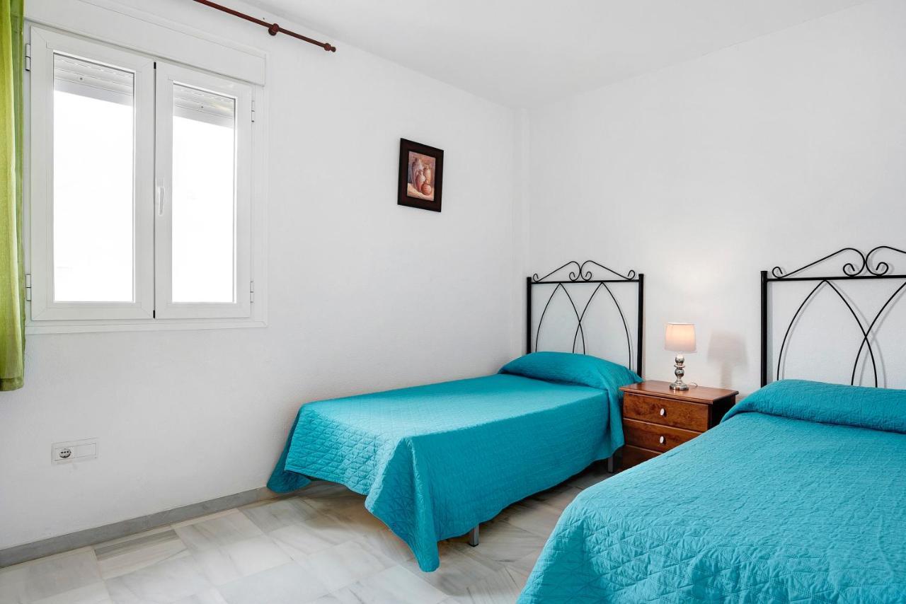 Residencial Camino Del Tejar * Conil De La Frontera